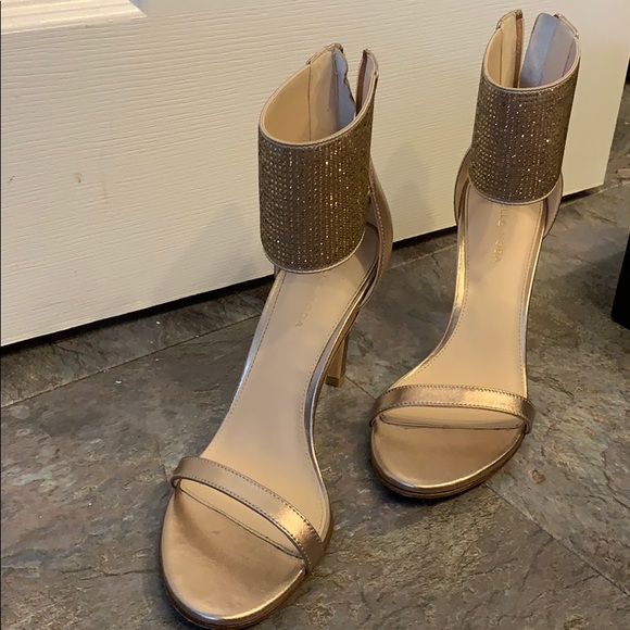 Open toe pumps - Picture 2 of 4